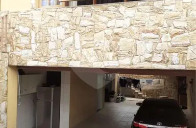 Casa com 3 quartos à venda na rua oscar rosas ribeiro, 216, jardim almanara, são paulo, 235 m2 por r$ 900.000