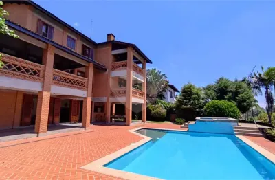 Casa em condomínio fechado com 4 quartos à venda na rua vital brasil, 180, nova fazendinha, carapicuíba, 700 m2 por r$ 3.150.000