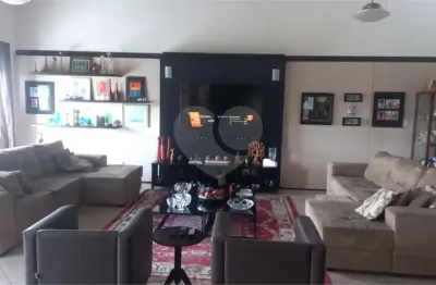 Casa em condomínio fechado com 3 quartos à venda na rua monza, 926, jardim imperial hills iii, arujá, 300 m2 por r$ 1.900.000