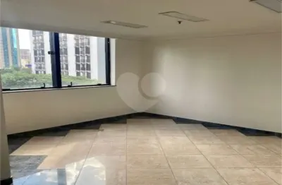 Sala comercial à venda na rua guilherme bannitz, 90, itaim bibi, são paulo, 48 m2 por r$ 550.000
