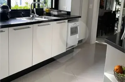 Apartamento com 3 quartos à venda na rua itapeti, 1056, vila gomes cardim, são paulo, 220 m2 por r$ 1.645.000