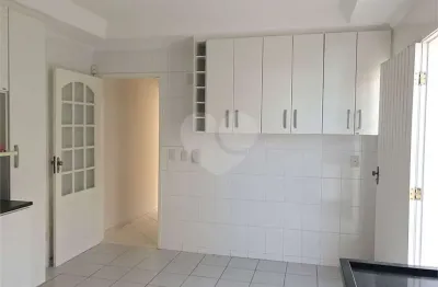 Casa com 3 quartos à venda na rua santa engrácia, 105, vila lageado, são paulo, 236 m2 por r$ 830.000