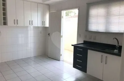Casa com 3 quartos à venda na rua santa engrácia, 105, vila lageado, são paulo, 236 m2 por r$ 830.000