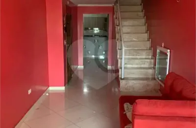 Casa com 3 quartos à venda na rua ministro correia de castro, 231, vila serralheiro, são paulo, 160 m2 por r$ 550.000