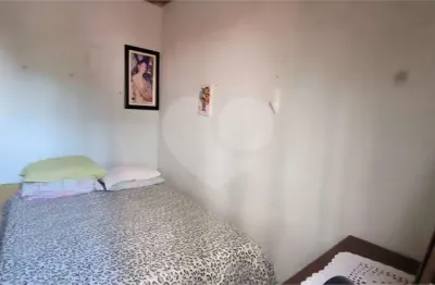Casa com 3 quartos à venda na rua professor aloísio de castro, 159, vila guaca, são paulo, 169 m2 por r$ 800.000