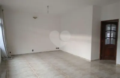 Casa com 3 quartos à venda na rua antônio joão, 60, sítio do morro, são paulo, 211 m2 por r$ 800.000