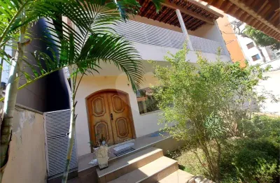 Casa com 4 quartos à venda na rua rui barbosa, 95, vila gilda, santo andré, 300 m2 por r$ 2.100.000