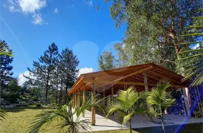 Casa com 3 quartos à venda na rua dos lagos, 750, zona rural, juquitiba, 240 m2 por r$ 1.600.000