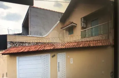 Casa com 3 quartos à venda na rua brás ferreira da silva, 354, vila aparecida, são paulo, 180 m2 por r$ 901.000