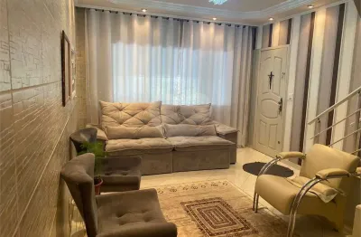 Casa com 3 quartos à venda na rua maria eugênia vasconcelos lima, 278, vila alzira, são paulo, 150 m2 por r$ 830.000