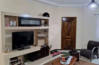 Casa com 3 quartos à venda na rua santa efigênia, 410, jardim universo, mogi das cruzes, 234 m2 por r$ 900.000