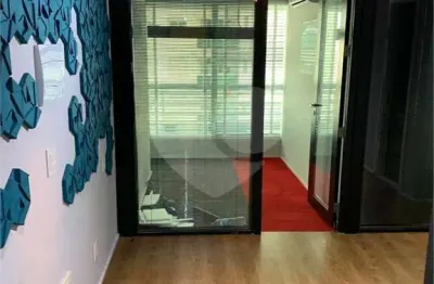 Sala comercial à venda na Rua Augusta, 101, Consolação, São Paulo, 40 m2 por R$ 950.000