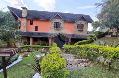 Casa em condomínio fechado com 4 quartos à venda na estrada do itapeti, 1, parque residencial itapeti, mogi das cruzes, 330 m2 por r$ 1.690.000