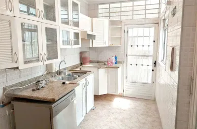 Casa com 2 quartos à venda na rua itajaí, 227, mooca, são paulo, 150 m2 por r$ 680.000