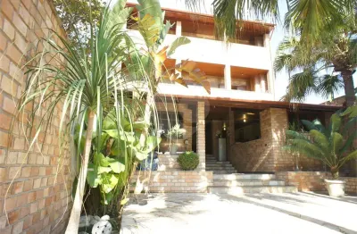 Casa com 4 quartos à venda na rua eudóxia castello branco, 681, vila suissa, mogi das cruzes, 446 m2 por r$ 1.350.000