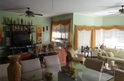 Casa com 3 quartos à venda na rua agnello marchi, 460, vila oliveira, mogi das cruzes, 500 m2 por r$ 1.500.000