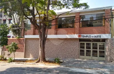 Casa à venda na rua mariano procópio, 245, vila monumento, são paulo, 280 m2 por r$ 3.000.000