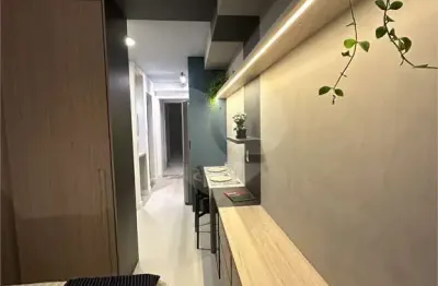 Apartamento à venda na rua das gardênias, 25, mirandópolis, são paulo, 26 m2 por r$ 319.500