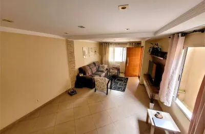 Casa com 3 quartos à venda na rua juá, 96, saúde, são paulo, 246 m2 por r$ 1.700.000