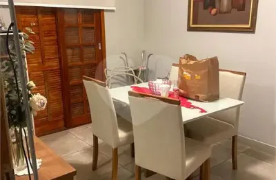 Casa com 3 quartos à venda na rua doutor sílvio dante bertacchi, 1204, vila sônia, são paulo, 165 m2 por r$ 700.000