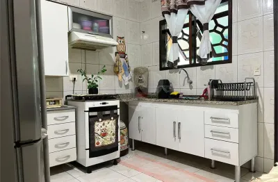 Casa com 3 quartos à venda na rua pedro velho, 8, jardim nossa senhora do carmo, são paulo, 180 m2 por r$ 510.000