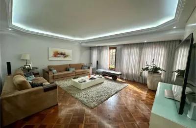 Casa com 4 quartos à venda na rua marques, 93, jardim carlu, são paulo, 453 m2 por r$ 1.980.000