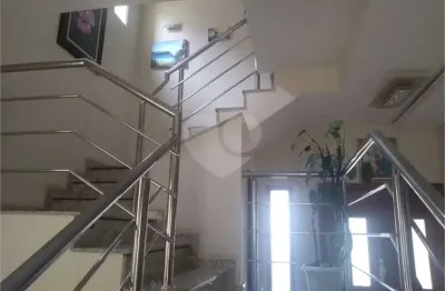 Casa em condomínio fechado com 4 quartos à venda na avenida prefeito francisco ribeiro nogueira, 1, mogi moderno, mogi das cruzes, 237 m2 por r$ 1.599.000