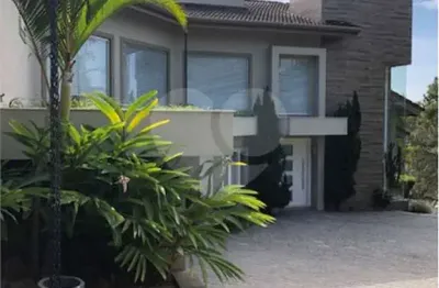 Casa em condomínio fechado com 4 quartos à venda na estrada dos índios, 2260, caputera, arujá, 1000 m2 por r$ 4.900.000