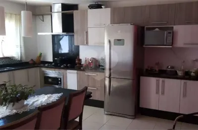 Chácara / sítio com 1 quarto à venda na rua da pedra, 13, chácaras vista alegre, arujá, 231 m2 por r$ 1.100.000
