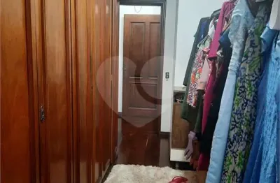 Casa com 4 quartos à venda na rua ilicínia, 239, horto florestal, são paulo, 275 m2 por r$ 1.400.000