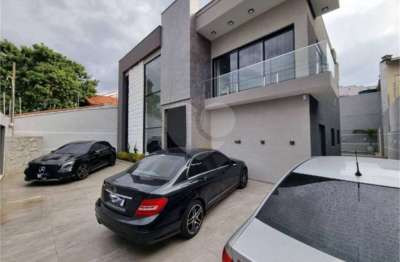 Casa com 4 quartos à venda na rua bráz cubas, 460, jardim são caetano, são caetano do sul, 300 m2 por r$ 3.510.000