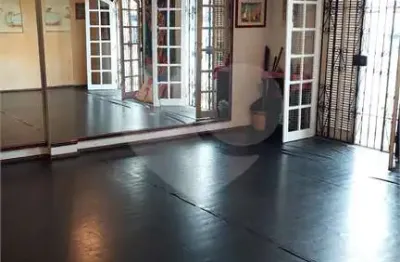 Casa com 4 quartos à venda na rua osvaldo cruz, 1, santa paula, são caetano do sul, 275 m2 por r$ 1.780.000