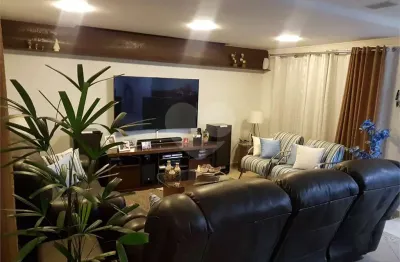 Casa com 3 quartos à venda na rua iguaruçu, 172, tatuapé, são paulo, 240 m2 por r$ 1.250.000