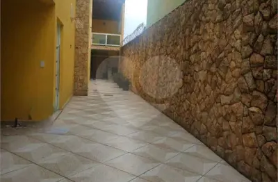 Casa com 3 quartos à venda na rua garopá, 396, vila curuçá, são paulo, 120 m2 por r$ 970.000