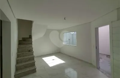 Casa em condomínio fechado com 3 quartos à venda na rua ana de barros, 296, jardim santa inês, são paulo, 160 m2 por r$ 899.000