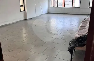 Sala comercial para alugar na avenida ibijaú, 331, moema, são paulo, 156 m2 por r$ 8.900