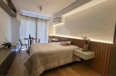 Apartamento com 1 quarto à venda na rua fernão dias, 551, pinheiros, são paulo, 30 m2 por r$ 545.000