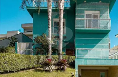 Casa em condomínio fechado com 3 quartos à venda na rua sabiá, 1328, suru, santana de parnaíba, 190 m2 por r$ 1.590.000