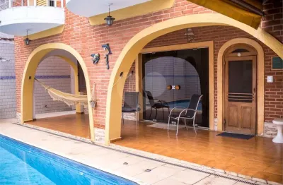 Casa com 4 quartos para alugar na Rua José Oliveira Matias, 250, Barro Branco (Zona Norte), São Paulo, 380 m2 por R$ 10.000