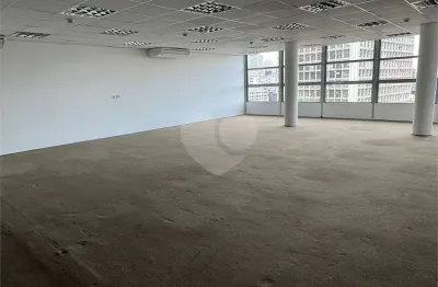 Casa comercial à venda na rua líbero badaró, 471, centro, são paulo, 256 m2 por r$ 1.300.000
