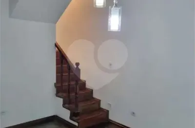 Casa com 3 quartos à venda na rua catuípe, 276, cidade brasil, guarulhos, 140 m2 por r$ 570.000