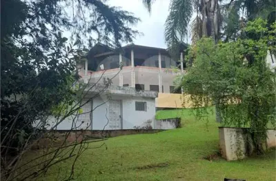 Casa com 5 quartos à venda na avenida angola, 21, recanto maravilha iii, santana de parnaíba, 300 m2 por r$ 750.000
