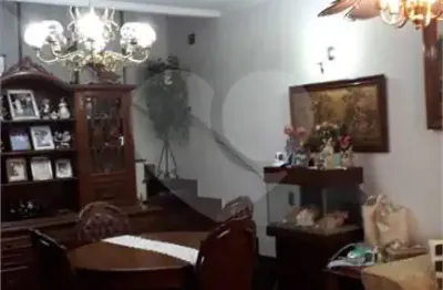 Casa com 2 quartos à venda na rua alegre, 888, santa paula, são caetano do sul, 300 m2 por r$ 1.040.000