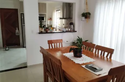 Casa com 3 quartos à venda na rua luiza de araújo silveira cabreira, 281, jardim cacique, suzano, 64 m2 por r$ 630.000
