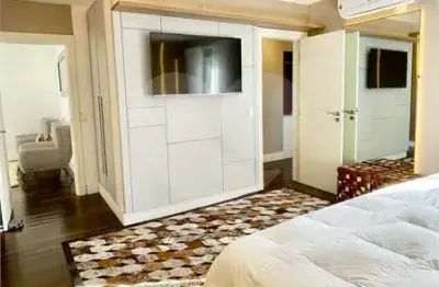 Casa em condomínio fechado com 5 quartos à venda na alameda taiti, 261, tamboré, santana de parnaíba, 730 m2 por r$ 15.000.000