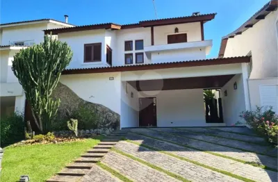 Casa em condomínio fechado com 5 quartos à venda na alameda jaú, 669, alphaville, santana de parnaíba, 360 m2 por r$ 2.200.000