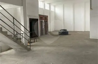 Barracão / galpão / depósito à venda na rua professor aristides couto, 33, veloso, osasco, 680 m2 por r$ 1.300.000