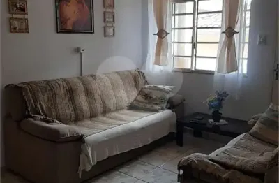 Casa com 4 quartos à venda na rua itaguacaba, 152, vila romero, são paulo, 172 m2 por r$ 800.000