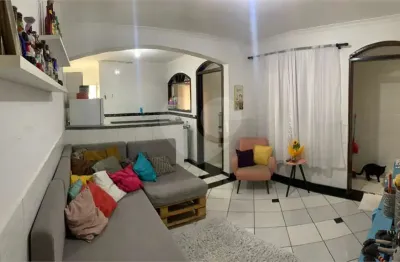 Casa com 4 quartos à venda na rua mato grosso, 7, cerâmica, são caetano do sul, 246 m2 por r$ 980.000