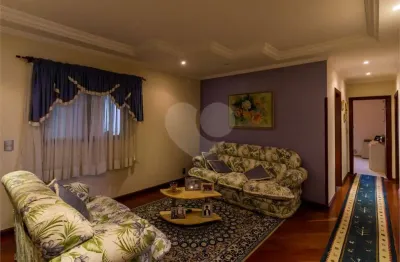 Casa com 5 quartos à venda na rua dos sabiás, 101, independência, são bernardo do campo, 155 m2 por r$ 3.415.000